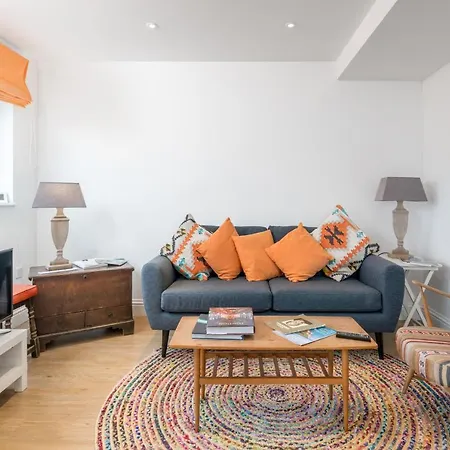 Stylish Flat Between London Bridge & Tower Bridge Exterior photo